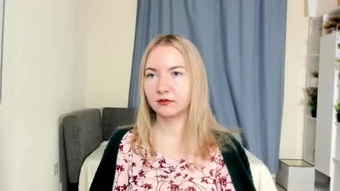 Alesia online show from 11/24/25, 07:41