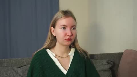 Alesia online show from 12/22/25, 08:55