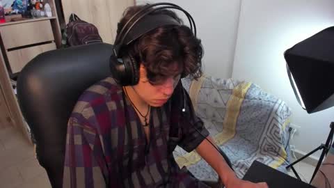 Snapshot of yurii_moody chatting on 11/05/25, 07:14 yurii_moody online show from 11/05/25, 07:14