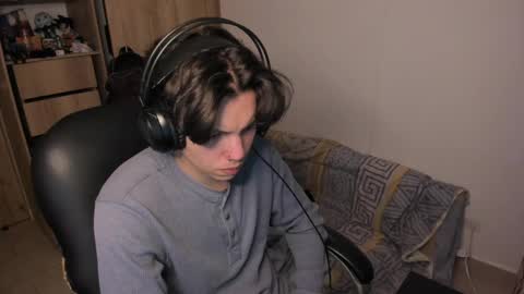 Snapshot of yurii_moody chatting on 11/20/25, 11:48 yurii_moody online show from 11/20/25, 11:48