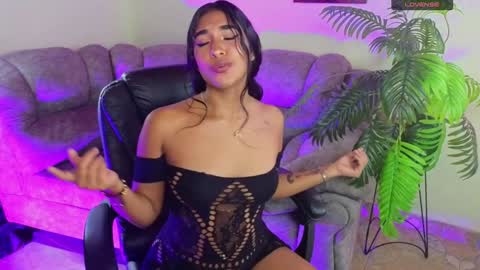 Snapshot of yurumar_ chatting on 12/13/24, 07:53 yurumar_ online show from 12/13/24, 07:53