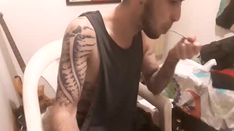 Snapshot of yuumis chatting on 09/15/25, 03:50 Yuumi online show from 09/15/25, 03:50