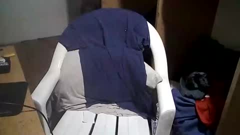 Snapshot of yuumis chatting on 10/10/25, 08:46 Yuumi online show from 10/10/25, 08:46