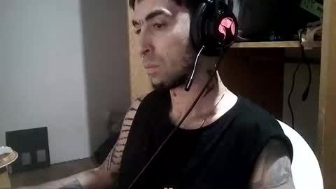 Snapshot of yuumis chatting on 10/18/25, 06:58 Yuumi online show from 10/18/25, 06:58