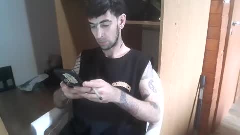 Snapshot of yuumis chatting on 10/20/25, 06:41 Yuumi online show from 10/20/25, 06:41