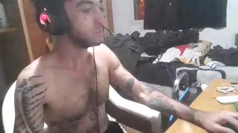 Snapshot of yuumis chatting on 10/22/25, 06:24 Yuumi online show from 10/22/25, 06:24