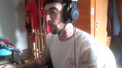 Snapshot of yuumis chatting on 11/11/25, 06:52 Yuumi online show from 11/11/25, 06:52