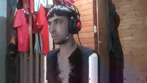 Snapshot of yuumis chatting on 11/14/25, 02:43 Yuumi online show from 11/14/25, 02:43