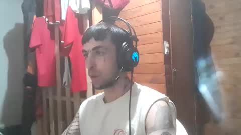 Snapshot of yuumis chatting on 11/15/25, 06:44 Yuumi online show from 11/15/25, 06:44