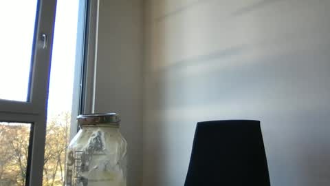 yvesbunnny online show from 11/19/25, 11:43