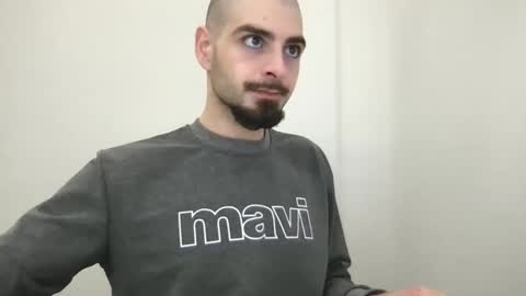 yvesbunnny online show from 12/15/25, 05:06