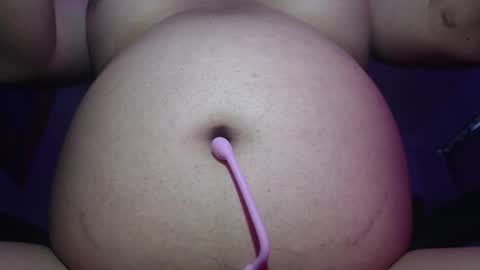 Snapshot of yvie__ chatting on 10/27/25, 04:38 Eve online show from 10/27/25, 04:38