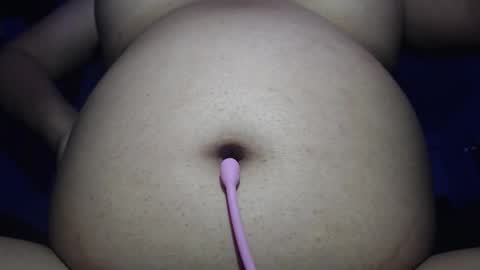 Snapshot of yvie__ chatting on 10/29/25, 04:15 Eve online show from 10/29/25, 04:15