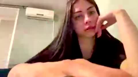 Lina online show from 06/01/26, 05:14