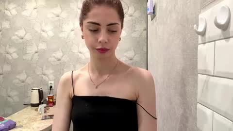 Lina online show from 06/13/26, 05:11