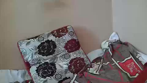 Bi BearXXX online show from 10/17/25, 05:32