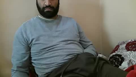 Bi BearXXX online show from 11/18/25, 05:45