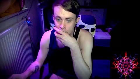 Snapshot of yyscript chatting on 12/27/24, 08:24 online show from 12/27/24, 08:24