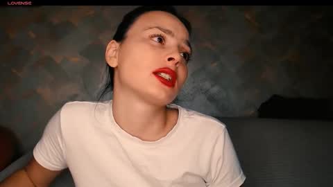 Snapshot of yzza_suave chatting on 12/13/25, 09:53 yzza_suave online show from 12/13/25, 09:53