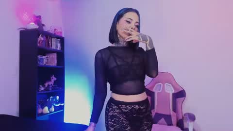 Snapshot of z_e_t_h_a chatting on 07/03/26, 11:33 tazzie online show from 07/03/26, 11:33