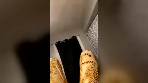 zac________ online show from 07/29/26, 02:32