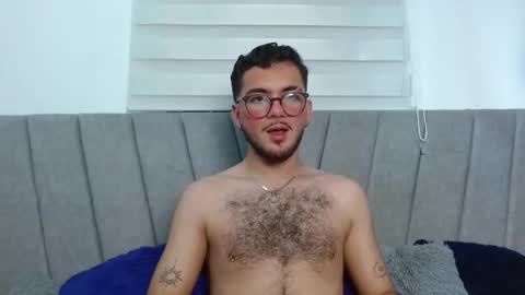 Snapshot of zac_golden chatting on 10/20/25, 05:41 Zack  online show from 10/20/25, 05:41
