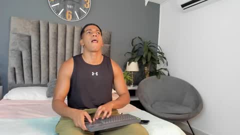 Snapshot of zac_haynes chatting on 10/09/25, 07:23 zac online show from 10/09/25, 07:23