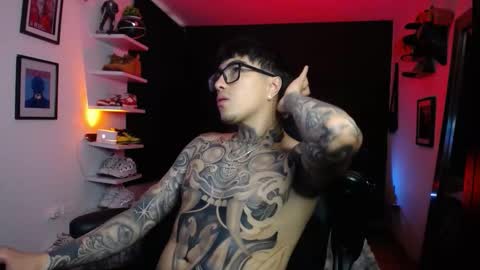 Snapshot of zac_muller1 chatting on 10/13/25, 04:51 zac_muller1 online show from 10/13/25, 04:51