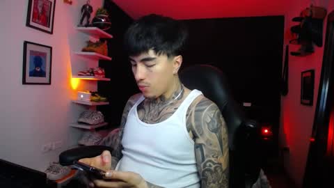 Snapshot of zac_muller1 chatting on 10/15/25, 04:56 zac_muller1 online show from 10/15/25, 04:56