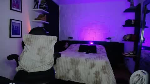 zac_muller1 online show from 06/30/26, 01:06