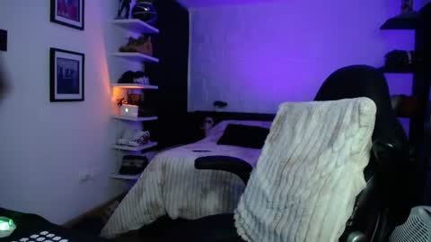 zac_muller1 online show from 07/04/26, 04:40