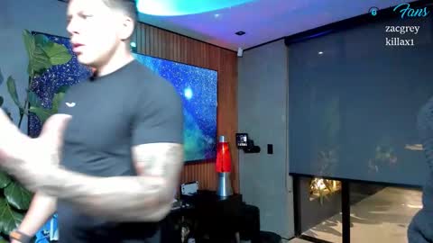 Snapshot of zacandmarcosmg_ chatting on 09/27/25, 02:38 zacandmarcosmg_ online show from 09/27/25, 02:38