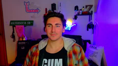 Snapshot of zach_rhyder chatting on 01/13/26, 01:33 Zach Rhyder online show from 01/13/26, 01:33