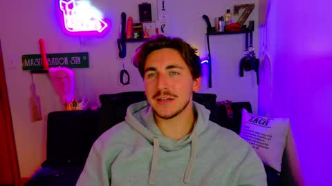 Snapshot of zach_rhyder chatting on 05/13/26, 02:09 Zach Rhyder online show from 05/13/26, 02:09