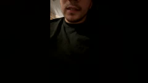 Snapshot of zacharymoreno chatting on 06/14/26, 04:47 zacharymoreno online show from 06/14/26, 04:47