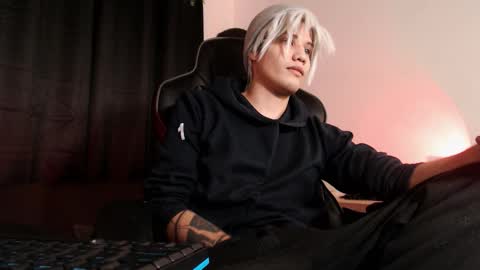 zack_morgan online show from 12/21/25, 03:57