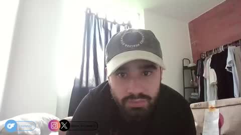 zack_sullivan22 online show from 10/21/25, 08:31