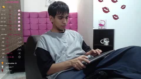 Xavi online show from 12/31/24, 05:51