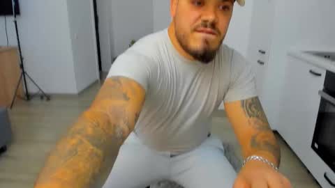 Snapshot of zackconnorsx chatting on 11/04/25, 07:13 Zack online show from 11/04/25, 07:13