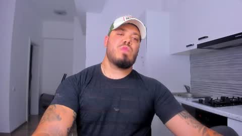 Snapshot of zackconnorsx chatting on 06/18/26, 10:14 Zack online show from 06/18/26, 10:14