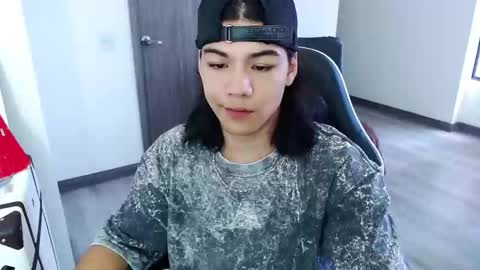 zackss_player online show from 10/16/25, 07:59
