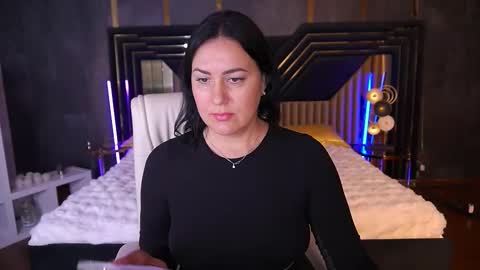 Snapshot of zafiramoonn chatting on 11/04/25, 02:05 Zafiramoonn online show from 11/04/25, 02:05