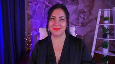 Snapshot of zafiramoonn chatting on 11/10/25, 01:43 Zafiramoonn online show from 11/10/25, 01:43