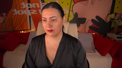 Snapshot of zafiramoonn chatting on 11/12/25, 02:06 Zafiramoonn online show from 11/12/25, 02:06