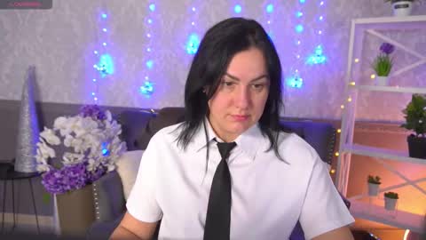 Snapshot of zafiramoonn chatting on 01/12/26, 01:38 Zafiramoonn online show from 01/12/26, 01:38