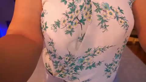 Zafiramoonn online show from 07/25/26, 06:44