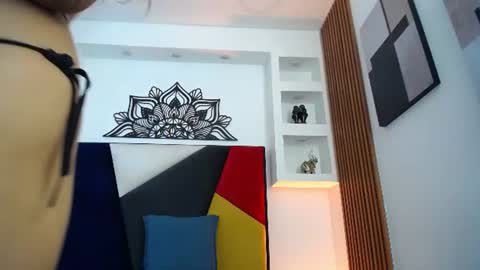 Zafiro online show from 06/11/26, 02:48