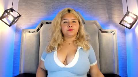 Snapshot of zafiro_claire chatting on 03/27/26, 07:46 Claire online show from 03/27/26, 07:46