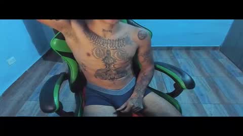 Snapshot of zafirocum chatting on 11/21/25, 04:49 BiG Zafiro online show from 11/21/25, 04:49