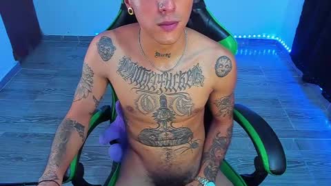 BiG Zafiro online show from 05/16/26, 01:02